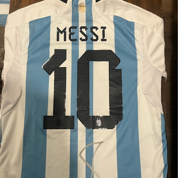 Messi 2022 World Cup Jersey - Picture 4 of 6